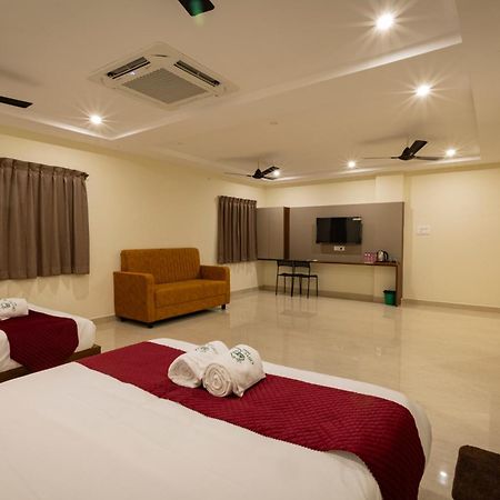 Hotel Olive Nest- Tirupati Bus Stand- 300 Meters, Railway Station- 400 Meters Extérieur photo