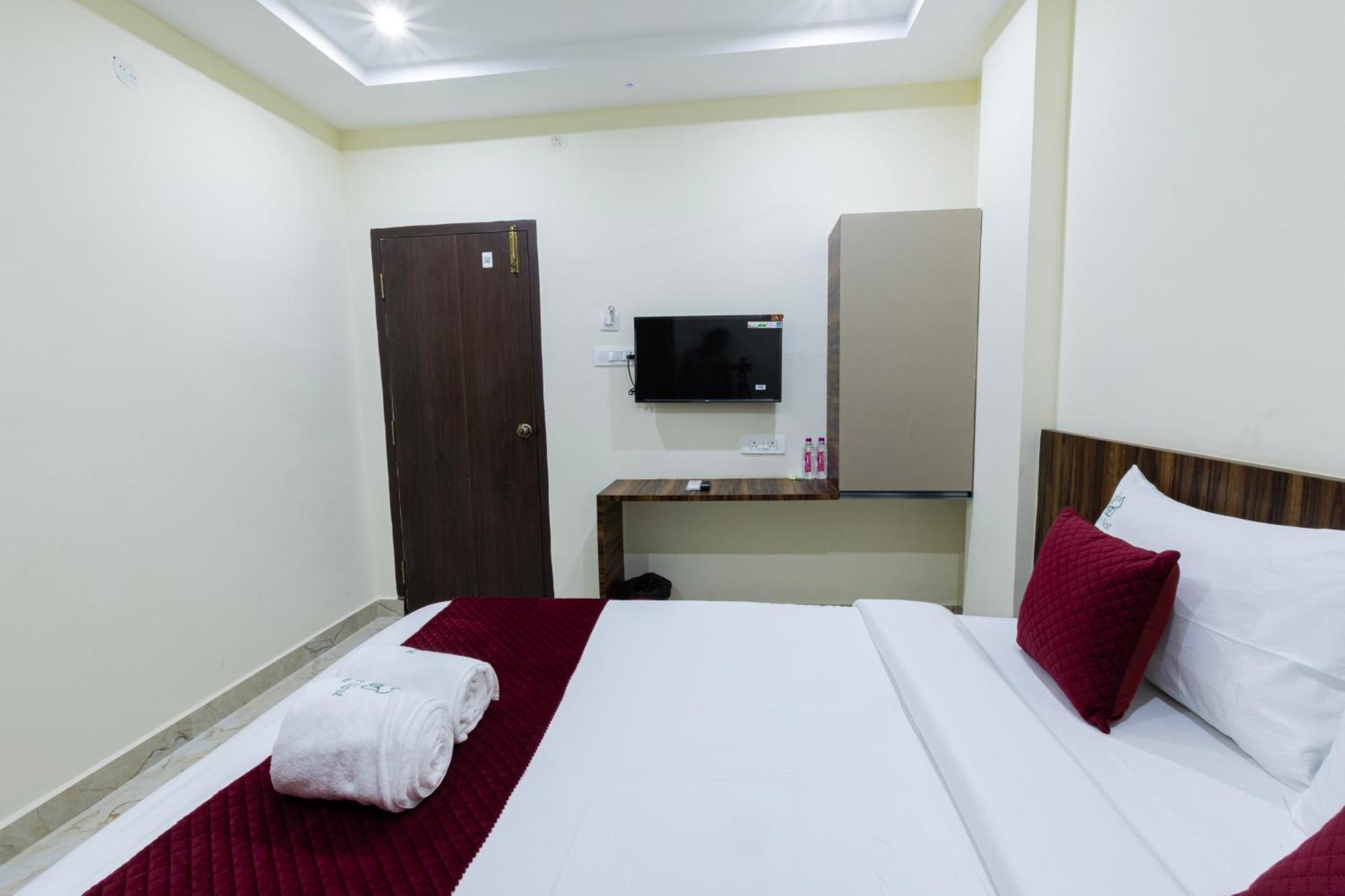 Hotel Olive Nest- Tirupati Bus Stand- 300 Meters, Railway Station- 400 Meters Extérieur photo