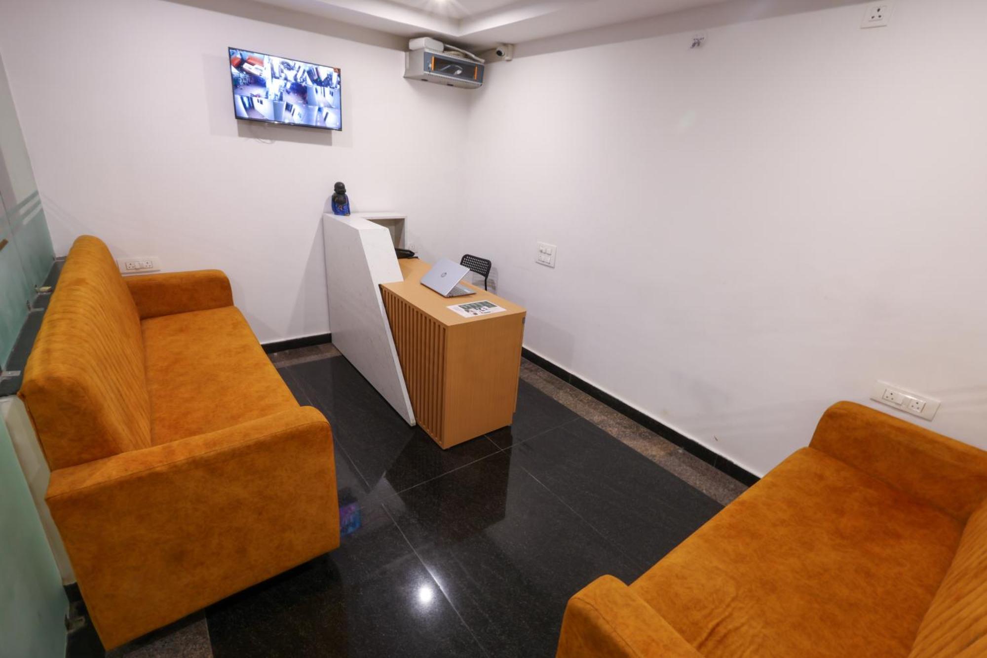 Hotel Olive Nest- Tirupati Bus Stand- 300 Meters, Railway Station- 400 Meters Extérieur photo